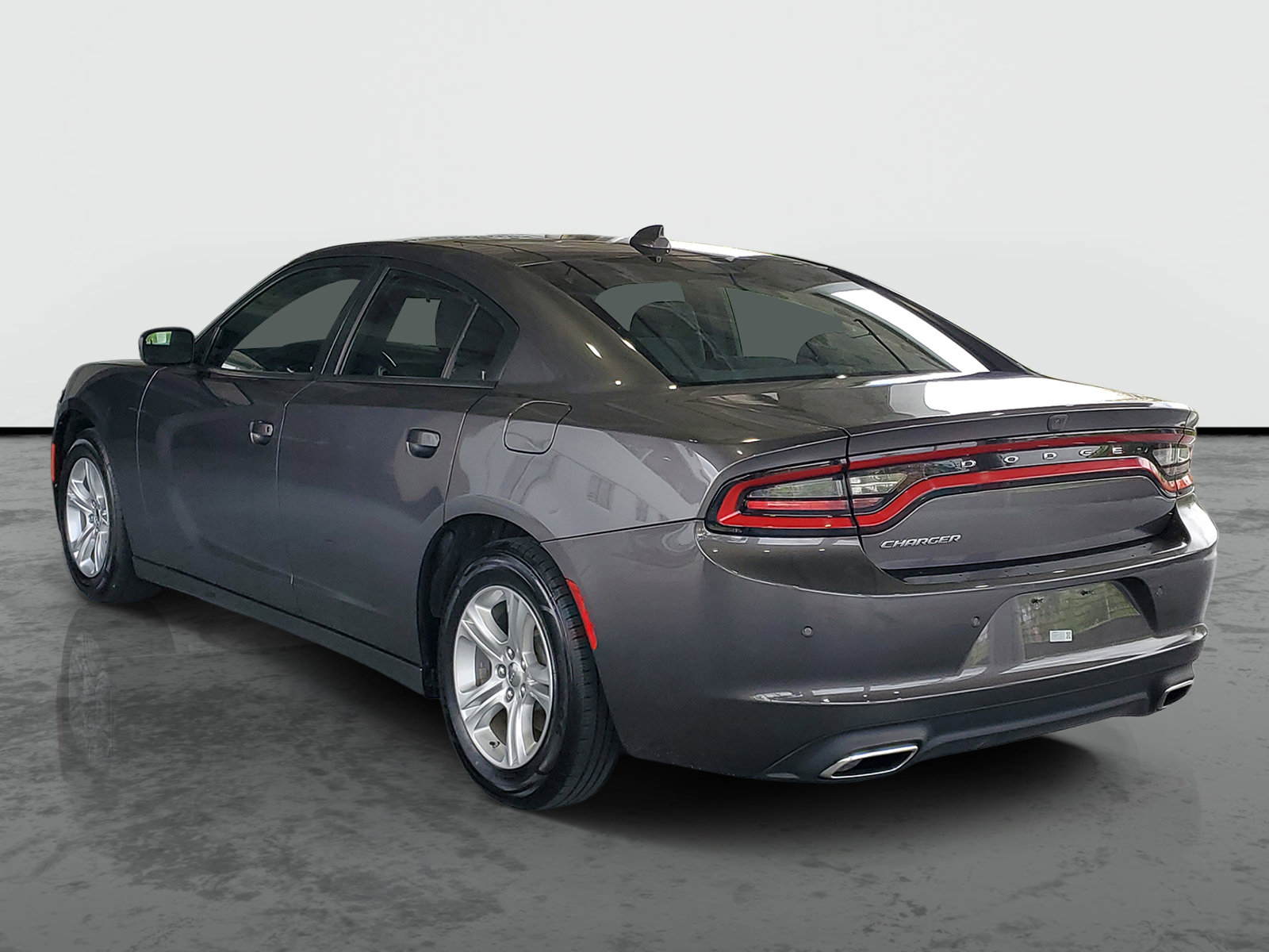 Certified 2023 Dodge Charger SXT RWD image 3