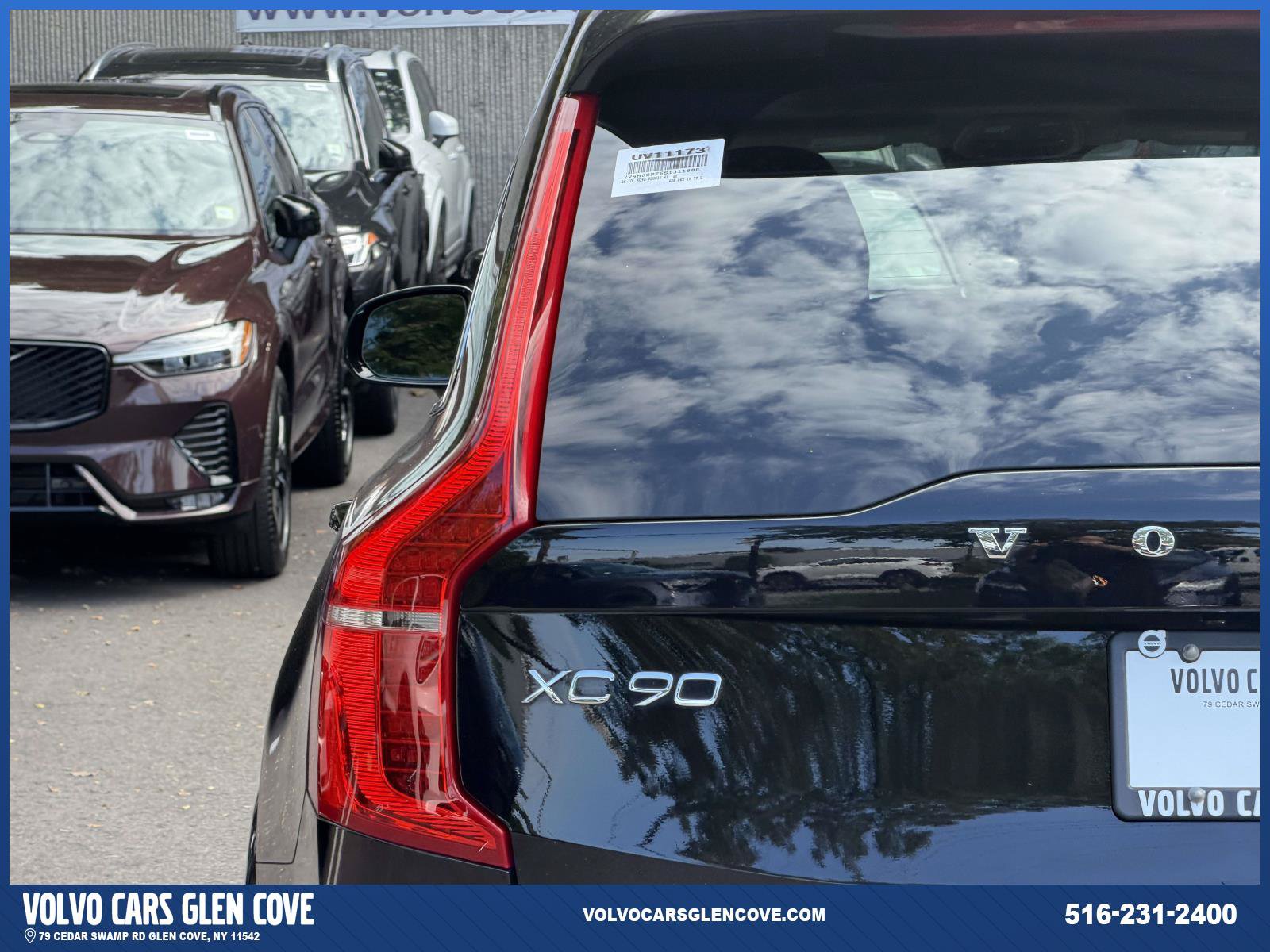 Used 2025 Volvo XC90 T8 Ultra w/ Protection Package Premier AWD/4WD image 12