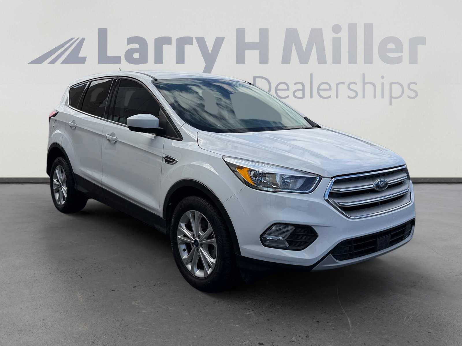 Used 2019 Ford Escape SE image 7