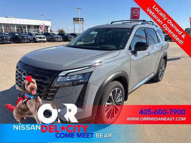 New 2026 Nissan Pathfinder Platinum w/ Cargo Package