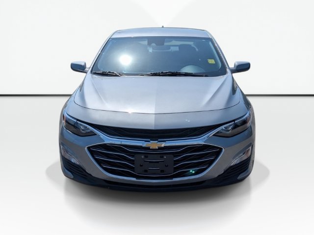 Used 2024 Chevrolet Malibu LT FWD image 2