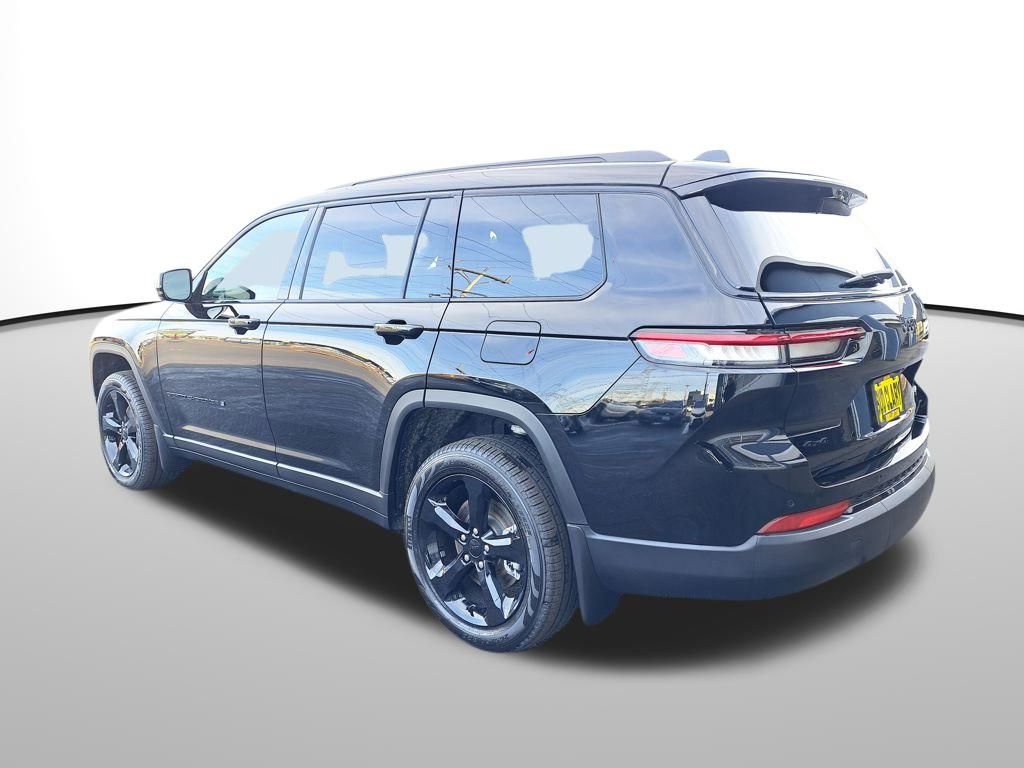 New 2025 Jeep Grand Cherokee L Limited w/ Luxury Tech Group II image 3