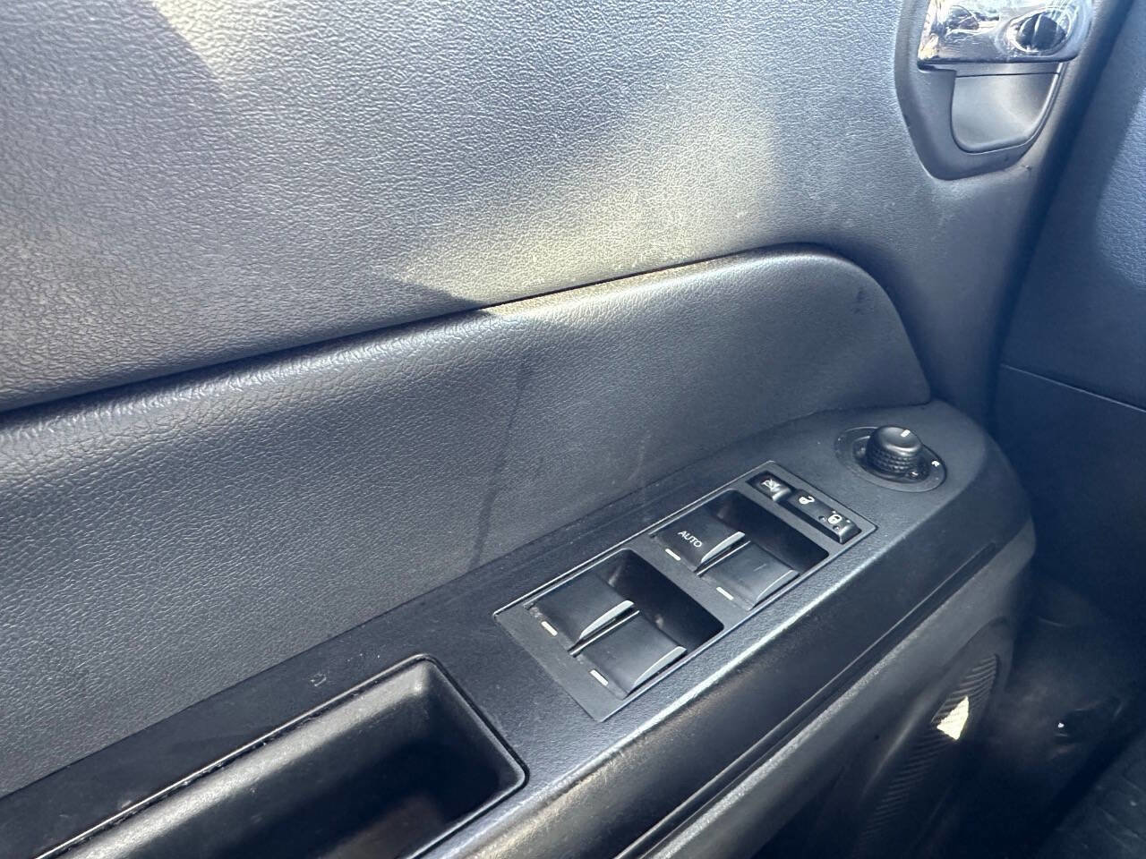 Used 2015 Jeep Patriot High Altitude image 9