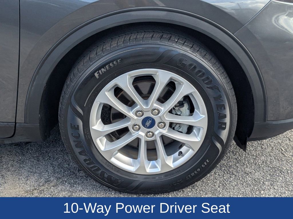 Certified 2020 Ford Escape SE image 11