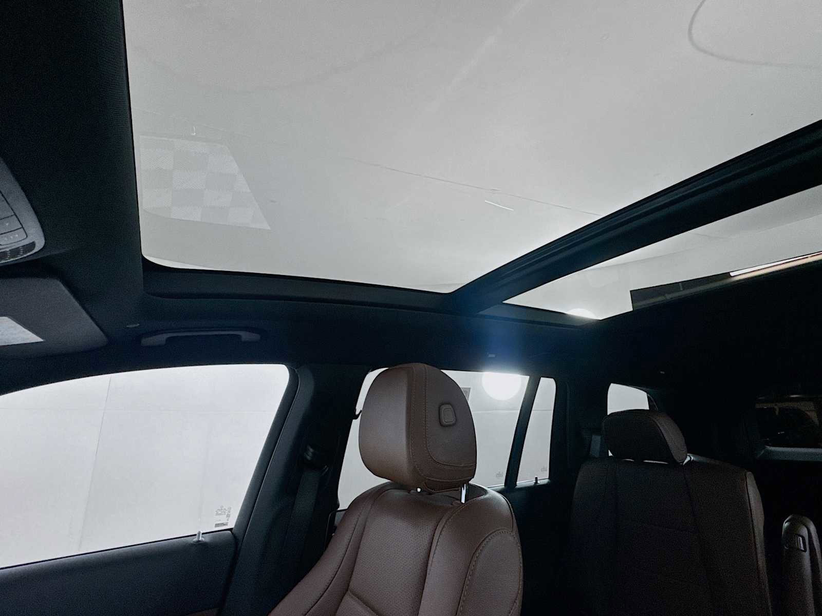 Used 2024 Mercedes-Benz GLS 450 4MATIC image 14