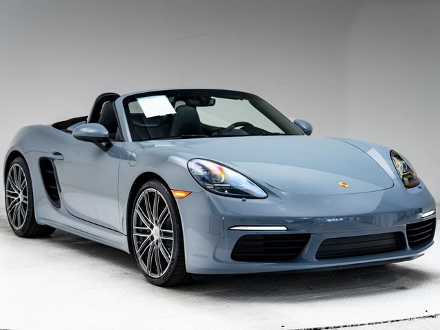Certified 2024 Porsche 718 Boxster RWD image 32