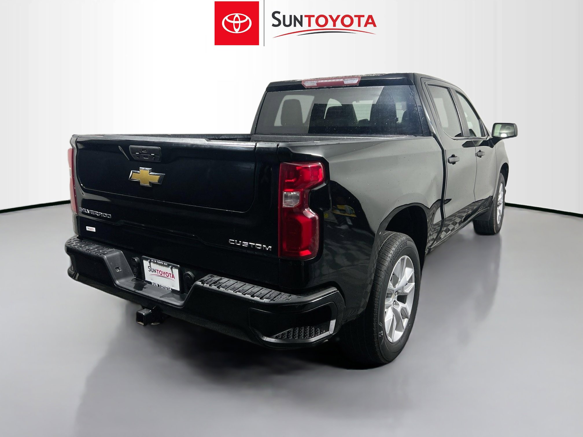 Used 2022 Chevrolet Silverado 1500 Custom image 4