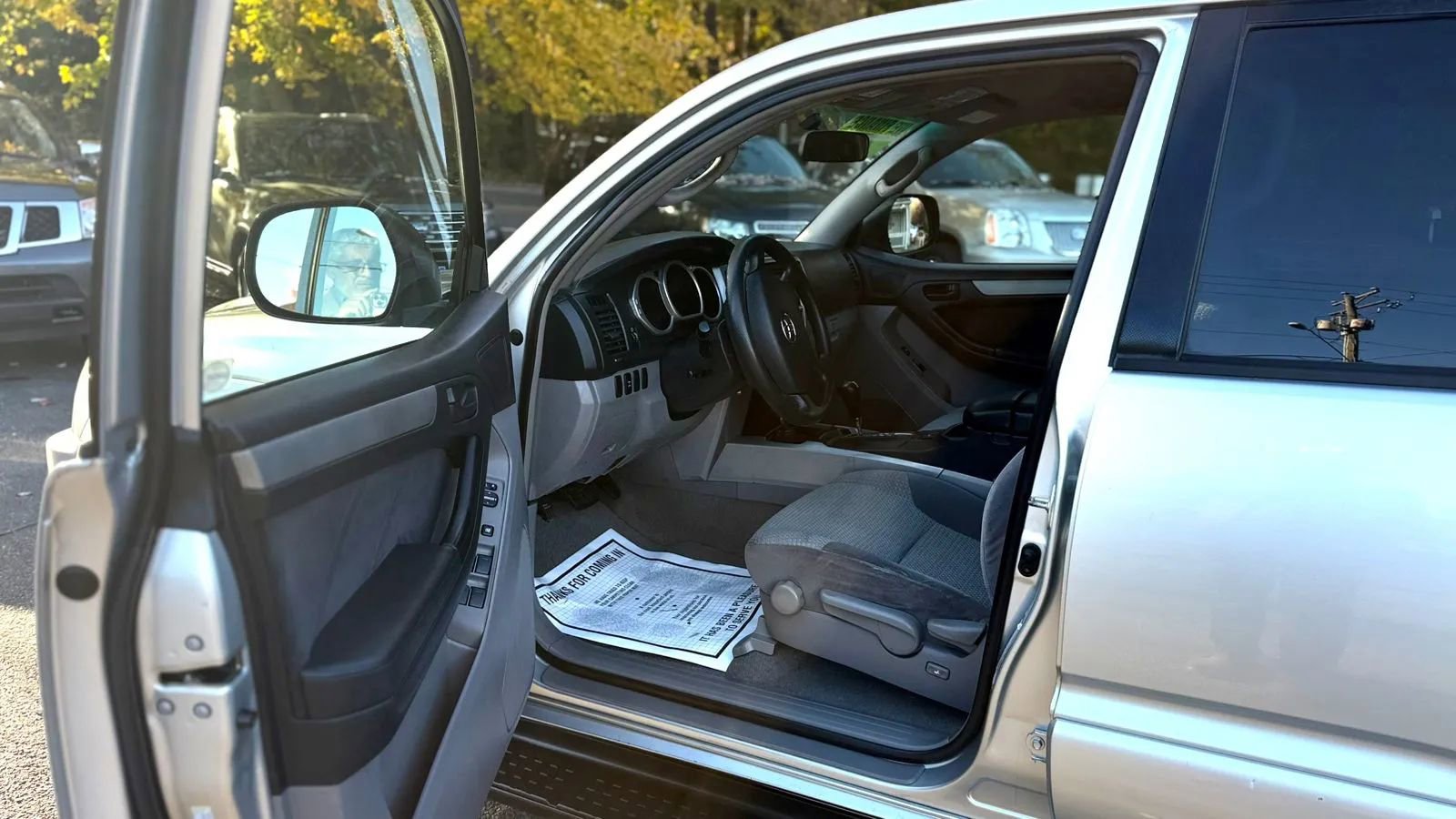 Used 2004 Toyota 4Runner Sport AWD/4WD image 12