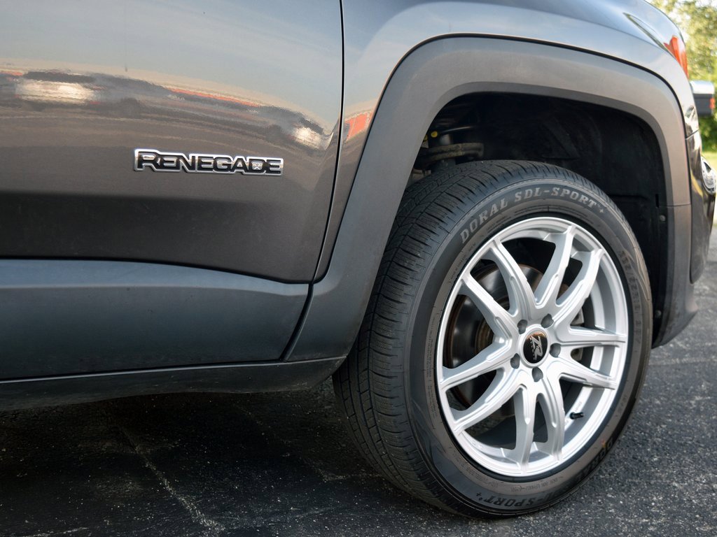 Used 2020 Jeep Renegade Sport image 12