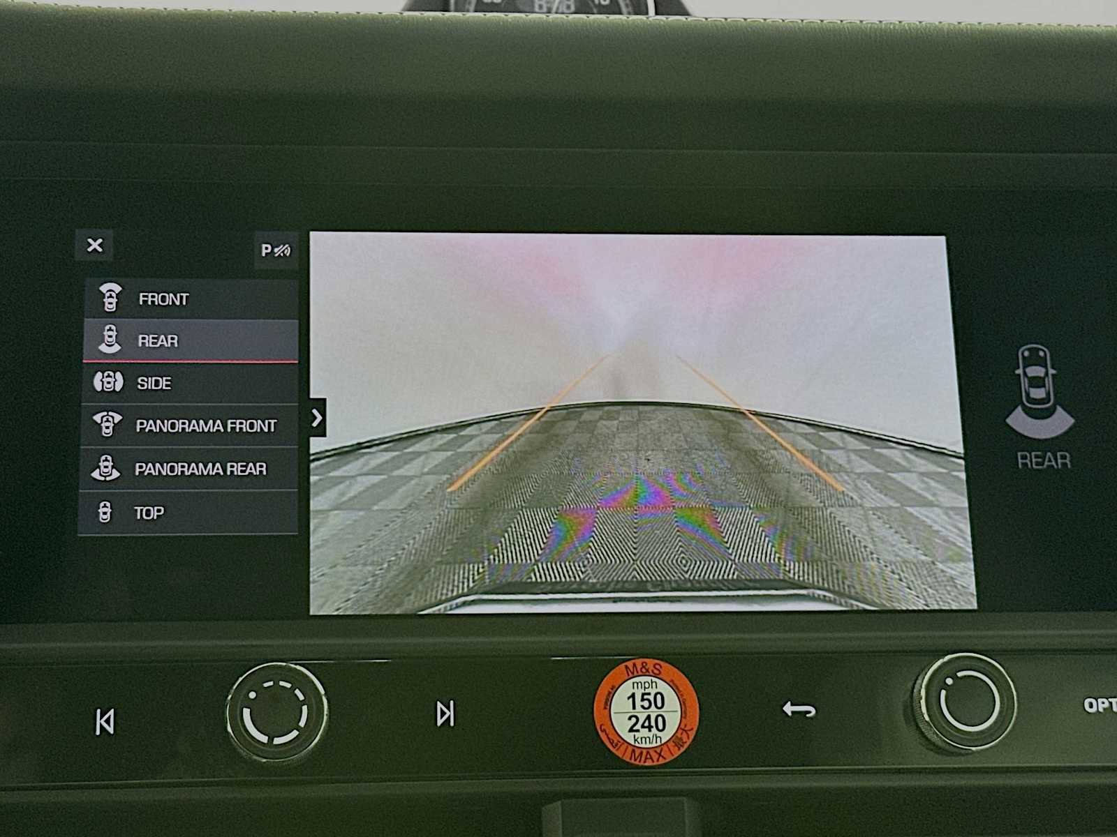 Certified 2025 Porsche Macan image 19