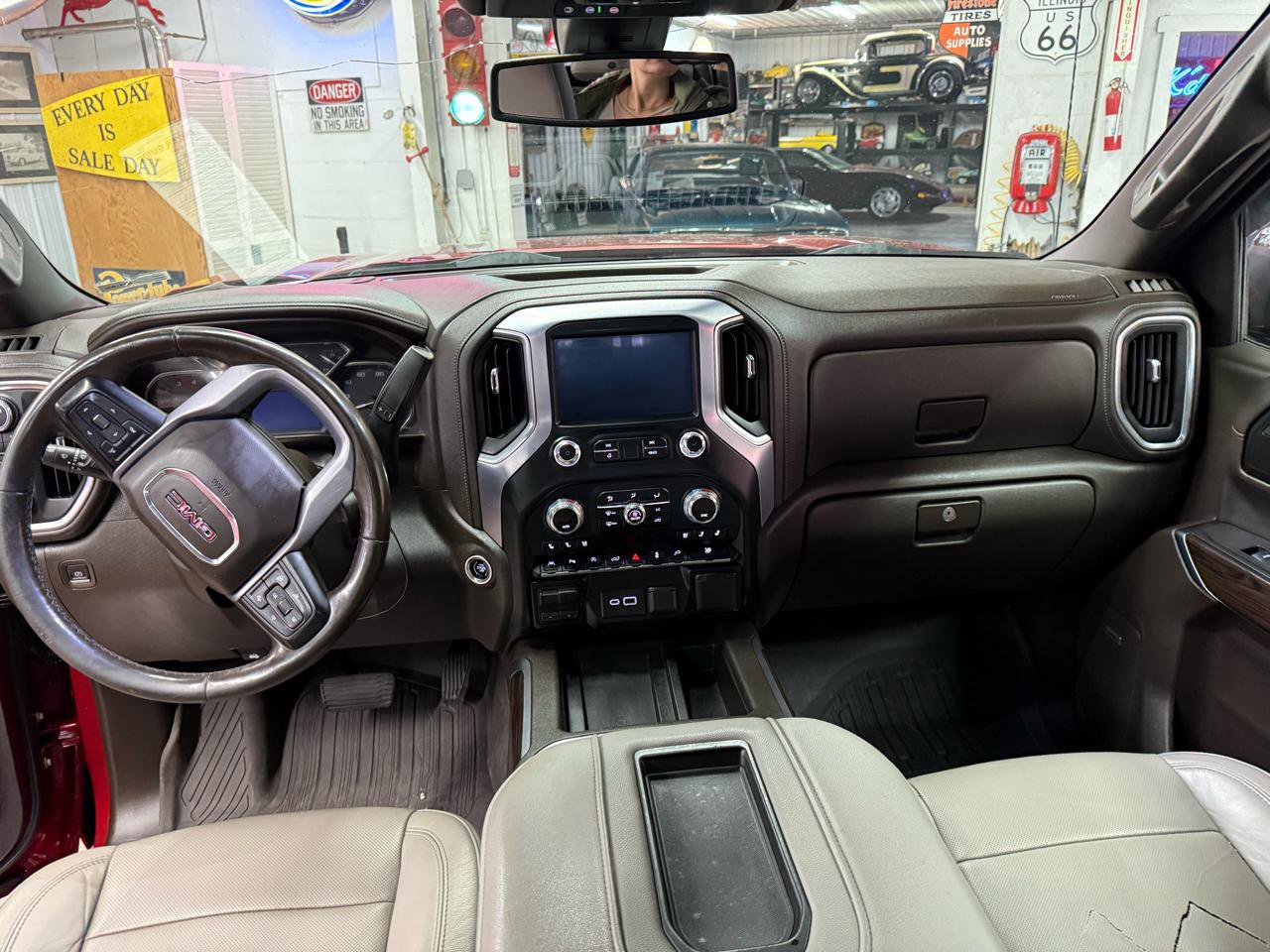 Used 2019 GMC Sierra 1500 SLT w/ SLT Premium Plus Package image 12