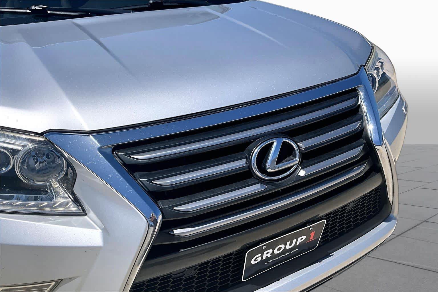 Used 2015 Lexus GX 460 w/ Premium Package AWD/4WD image 28