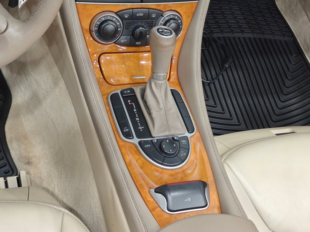 Used 2005 Mercedes-Benz SL 500 image 8