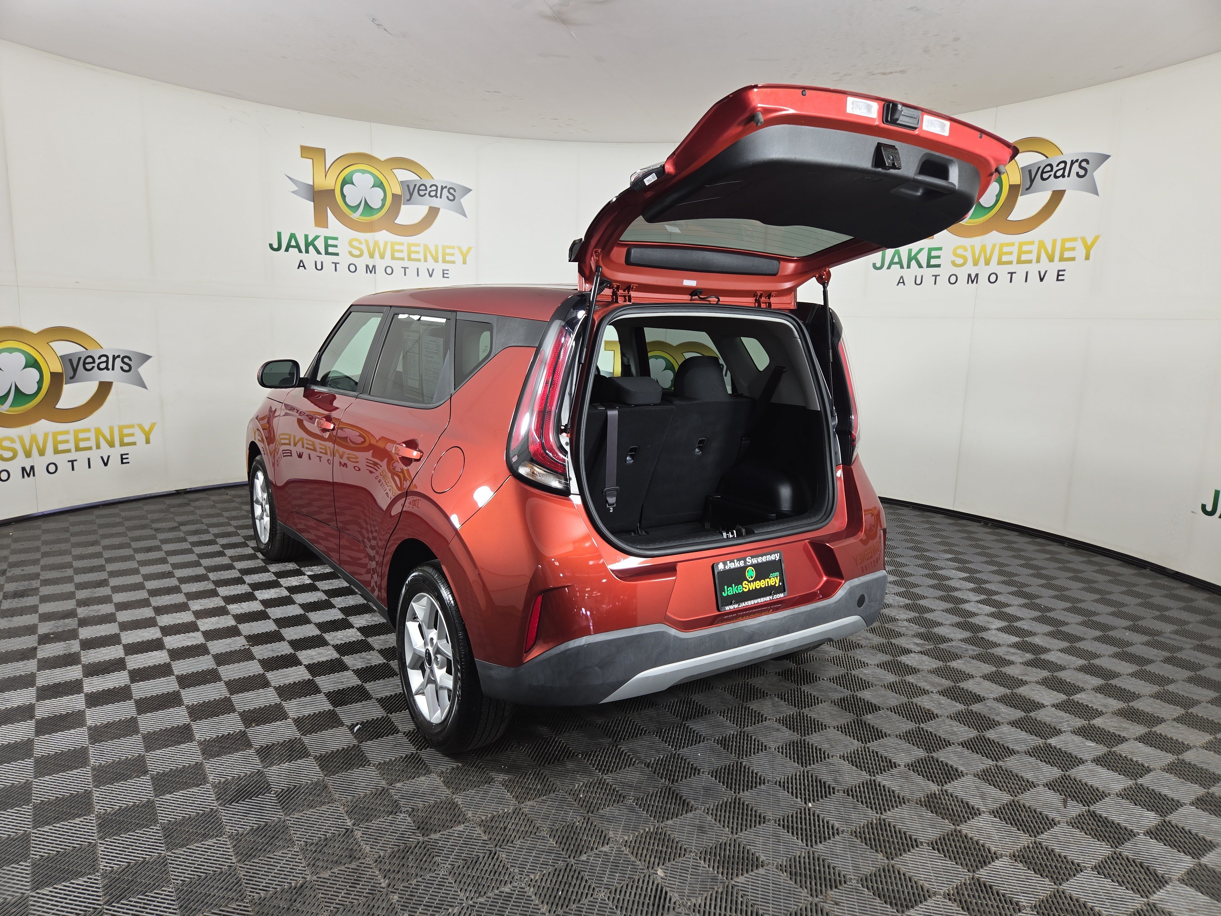Used 2024 Kia Soul LX w/ LX Technology Package FWD image 31