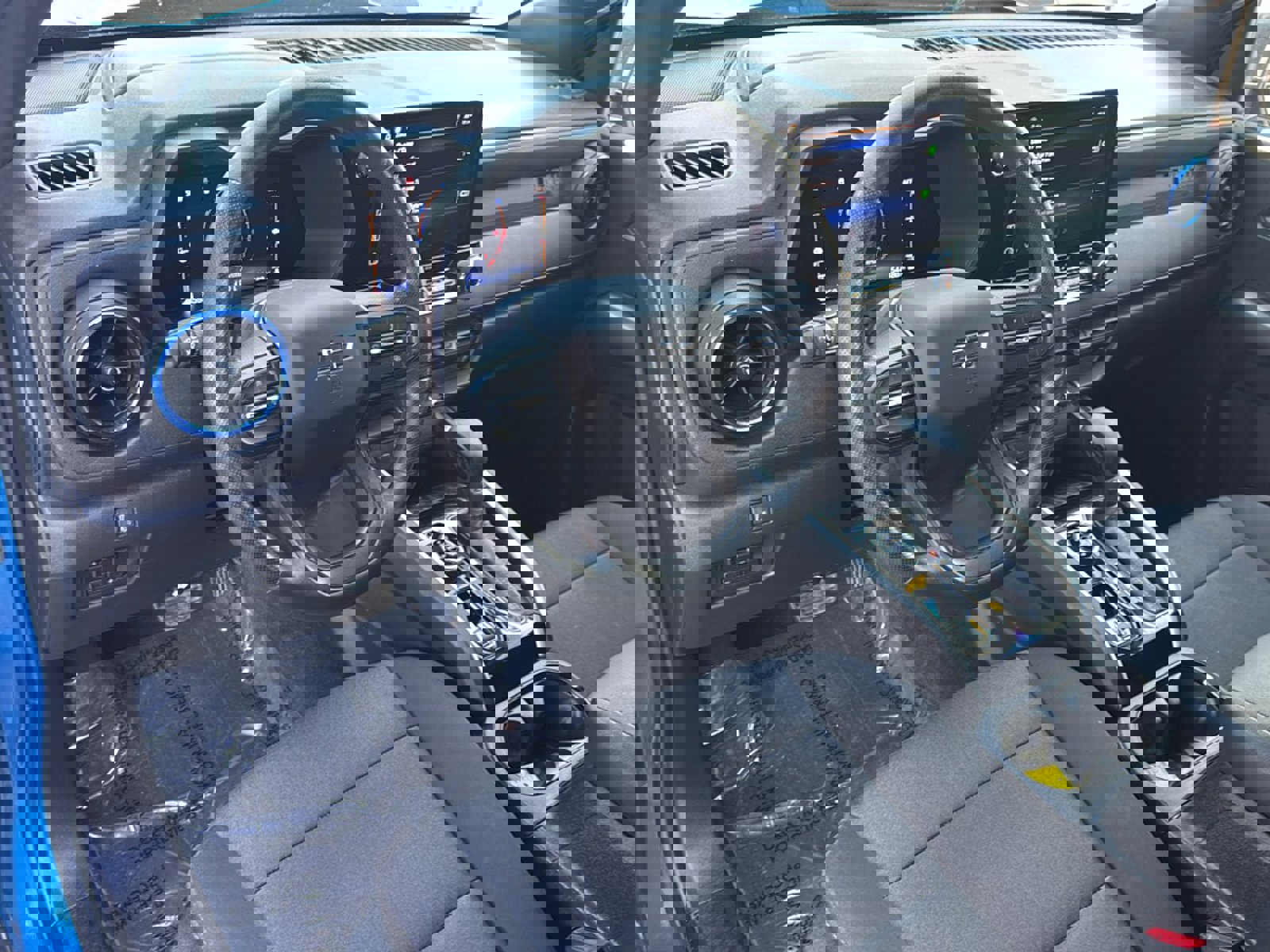 Used 2023 Chevrolet Colorado Trail Boss w/ Advanced Trailering Package AWD/4WD image 10