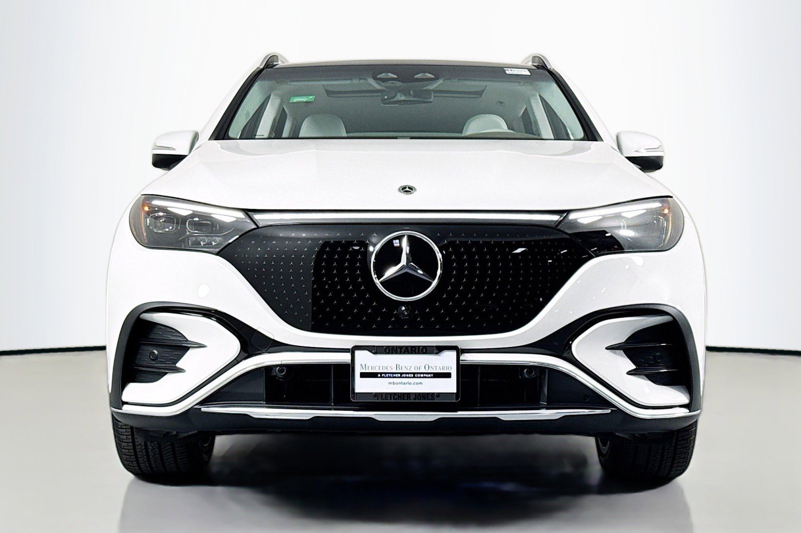 New 2026 Mercedes-Benz EQE 320 4MATIC SUV image 2