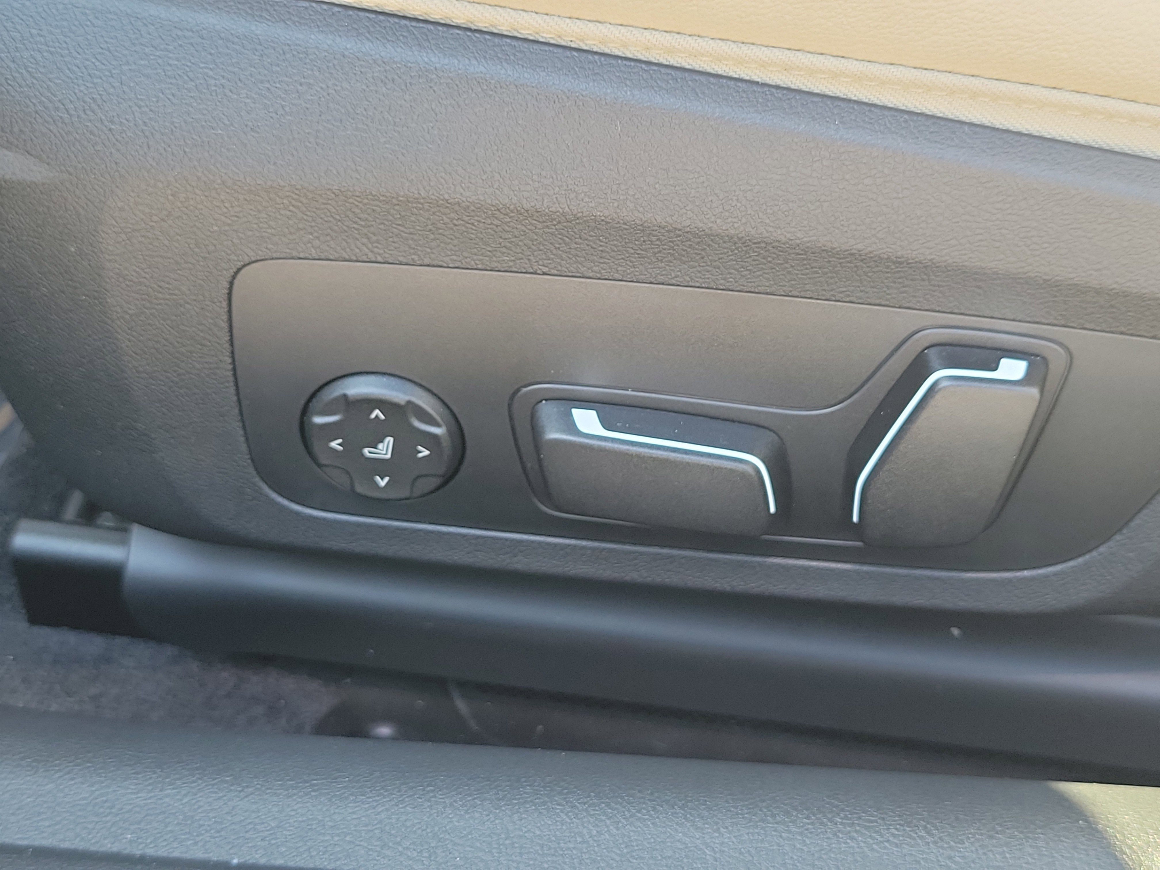 New 2026 BMW 430i Convertible w/ M Sport Package image 19