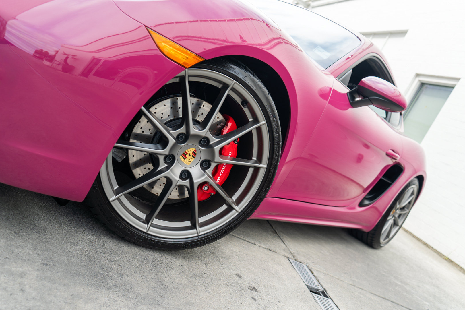 Used 2025 Porsche 718 Cayman GTS RWD image 4
