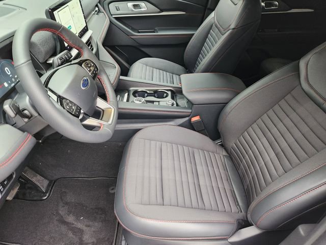 New 2025 Ford Explorer ST-Line w/ Premium Package AWD/4WD image 9