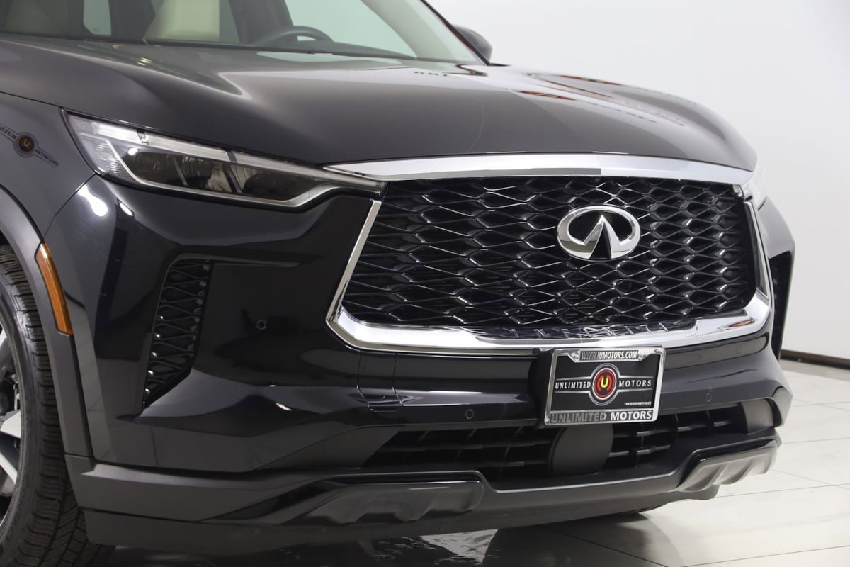Used 2023 INFINITI QX60 Luxe w/ Cargo Package AWD/4WD image 39