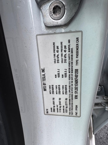 Used 2019 Tesla Model 3 Mid Range RWD image 30