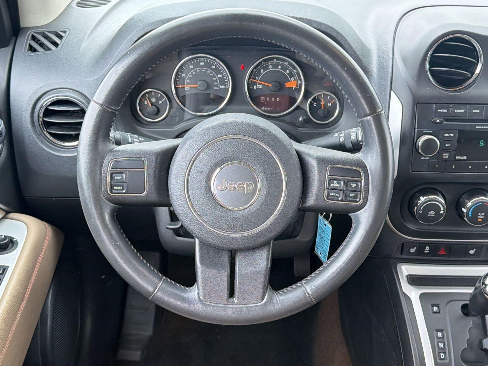 Used 2014 Jeep Compass Latitude w/ Sun/Sound Group image 15