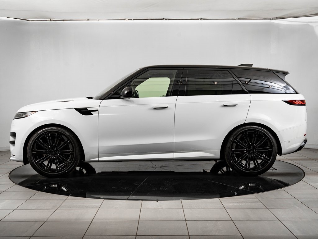 New 2026 Land Rover Range Rover Sport Dynamic SE image 12