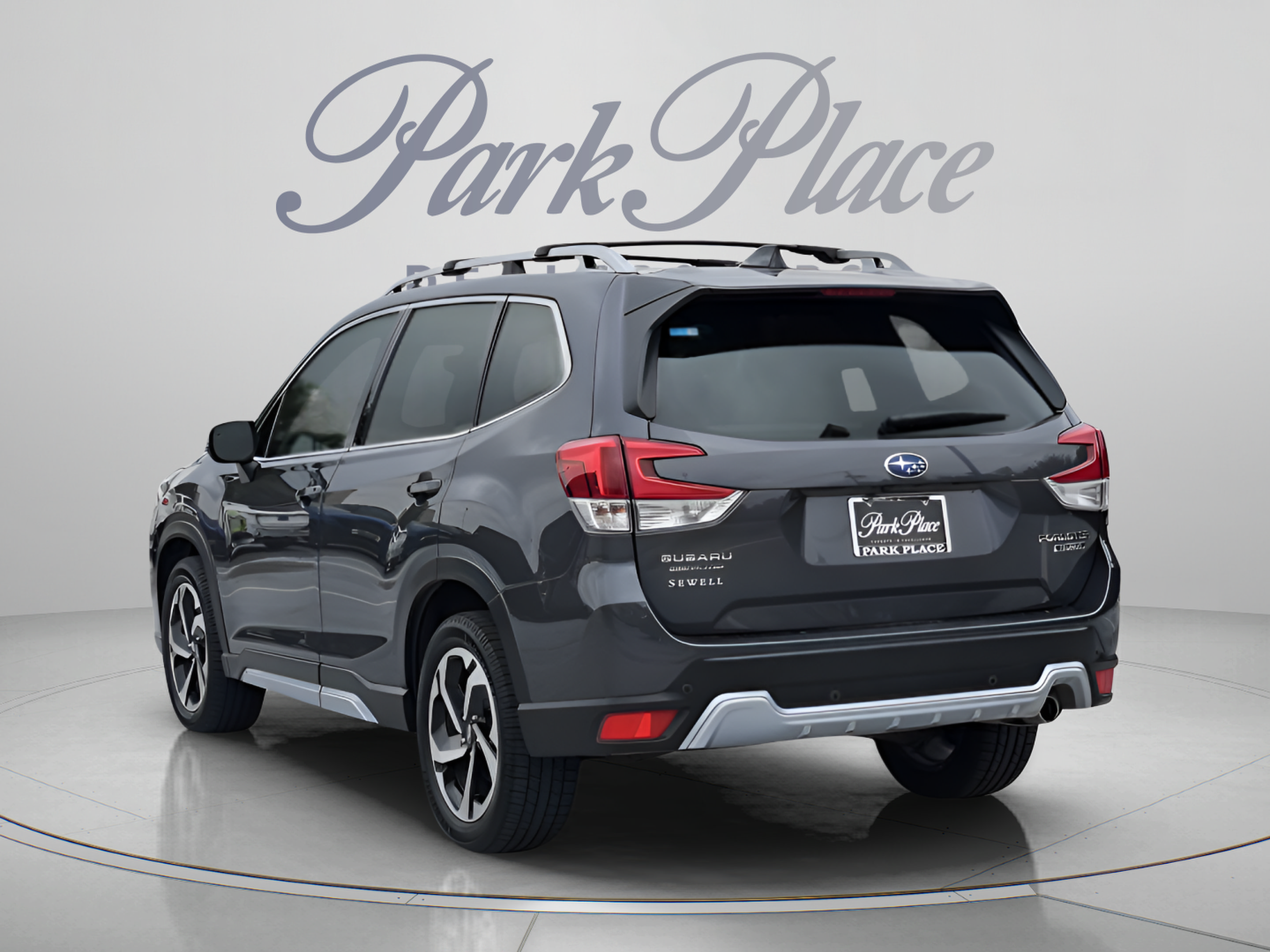 Used 2024 Subaru Forester Touring AWD/4WD image 3