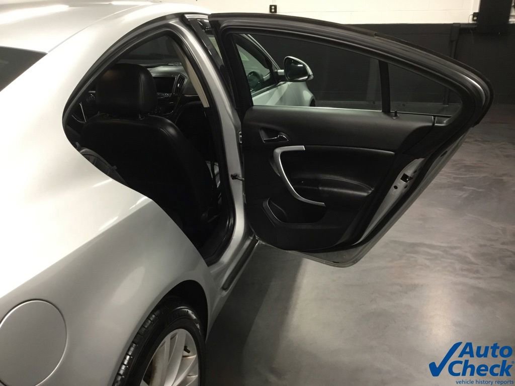 Used 2015 Buick Regal AWD image 33