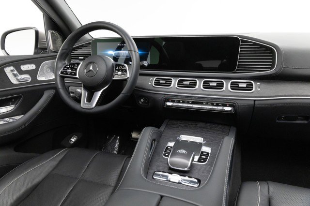 Used 2022 Mercedes-Benz Maybach GLS 600 4MATIC image 16