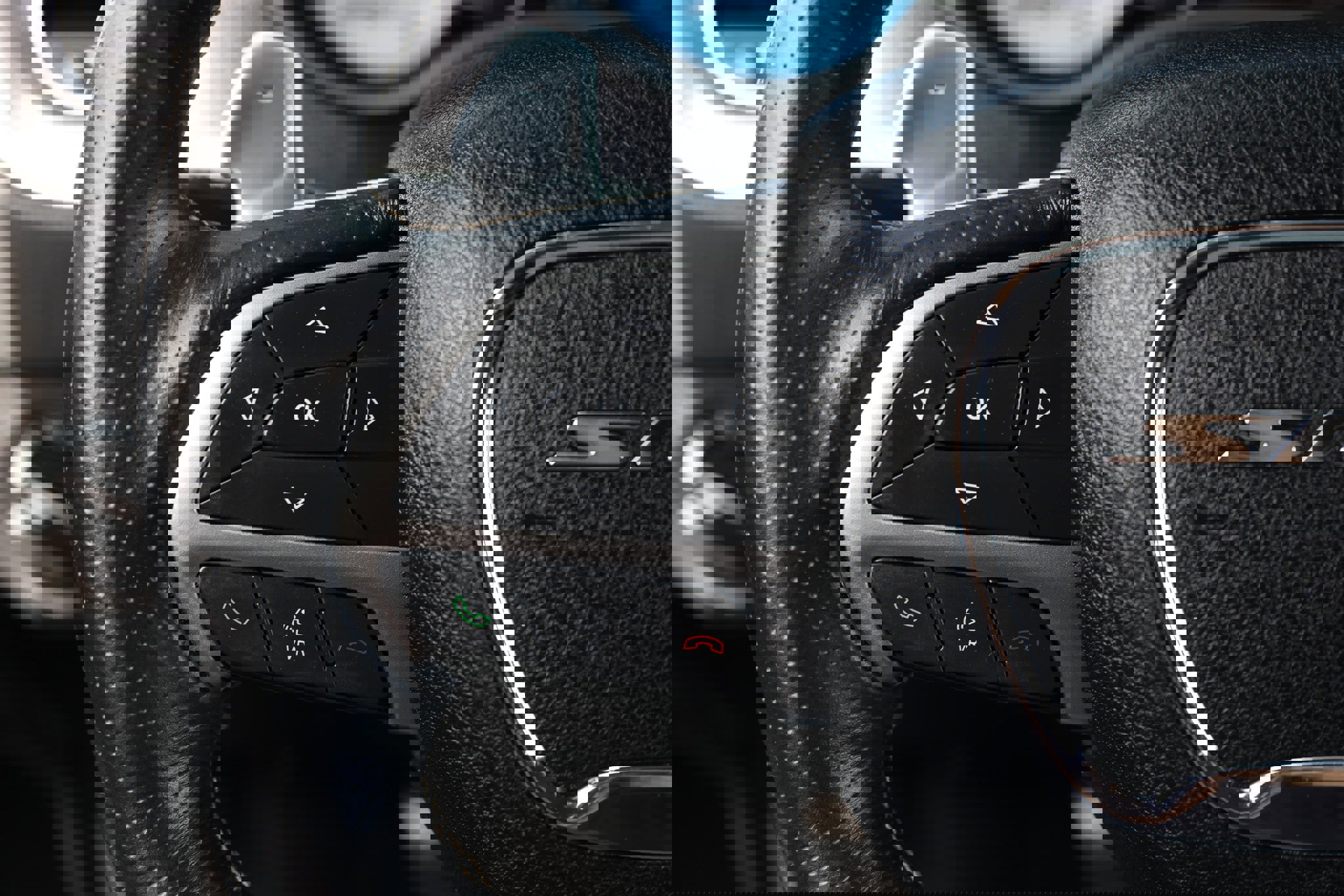 Used 2015 Dodge Charger SRT Hellcat w/ Laguna Leather Package image 35