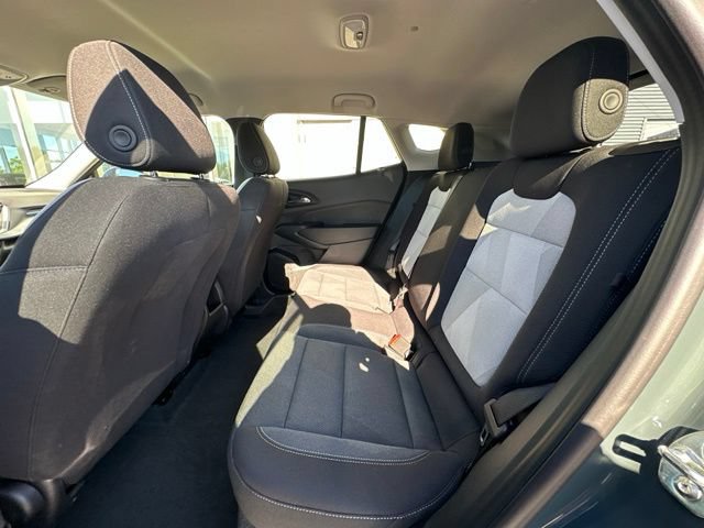 Used 2026 Chevrolet Trax LS FWD image 30