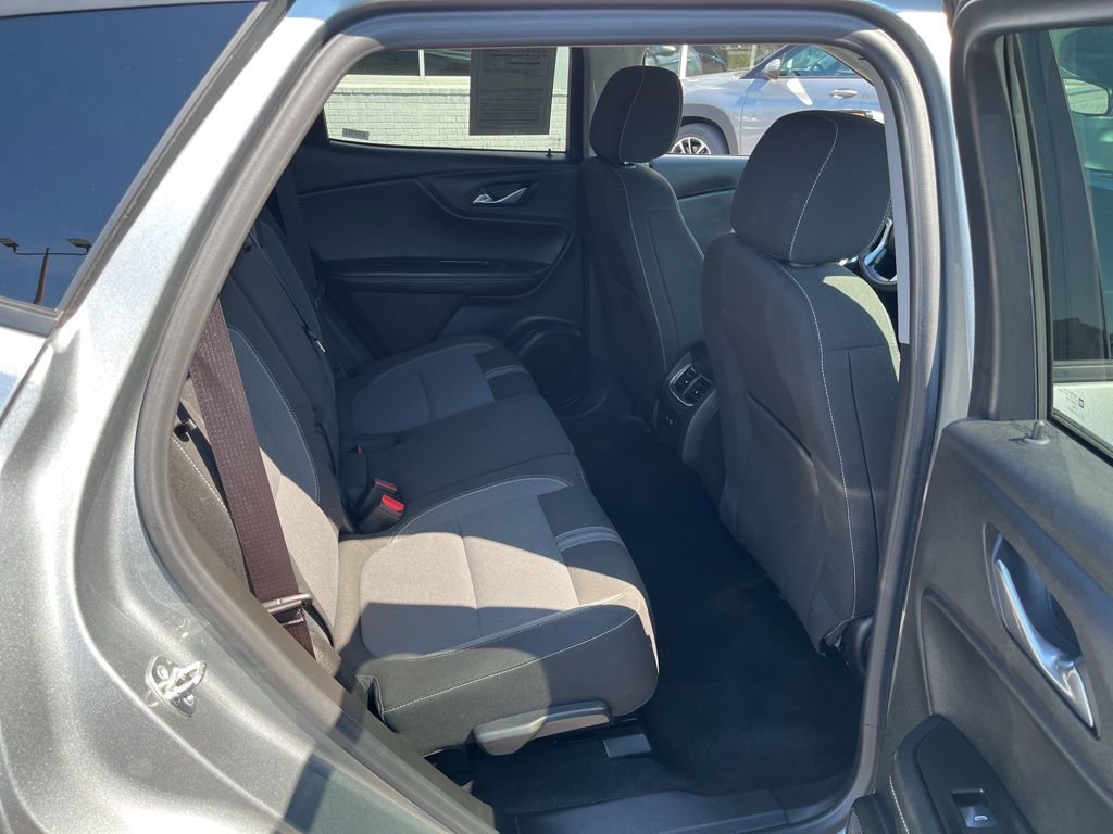 Used 2025 Chevrolet Blazer LT image 15