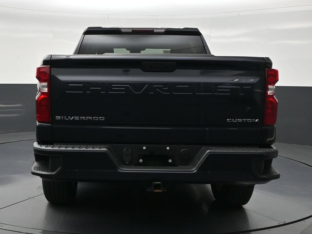 Used 2022 Chevrolet Silverado 1500 Custom RWD image 4