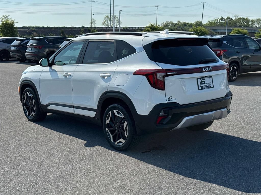 Used 2024 Kia Seltos SX w/ SX Sunroof Package AWD/4WD image 28