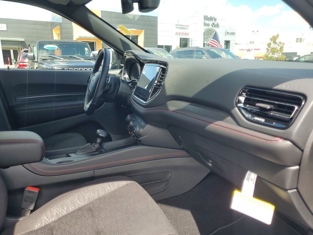 New 2025 Dodge Durango GT w/ Blacktop Package RWD image 32