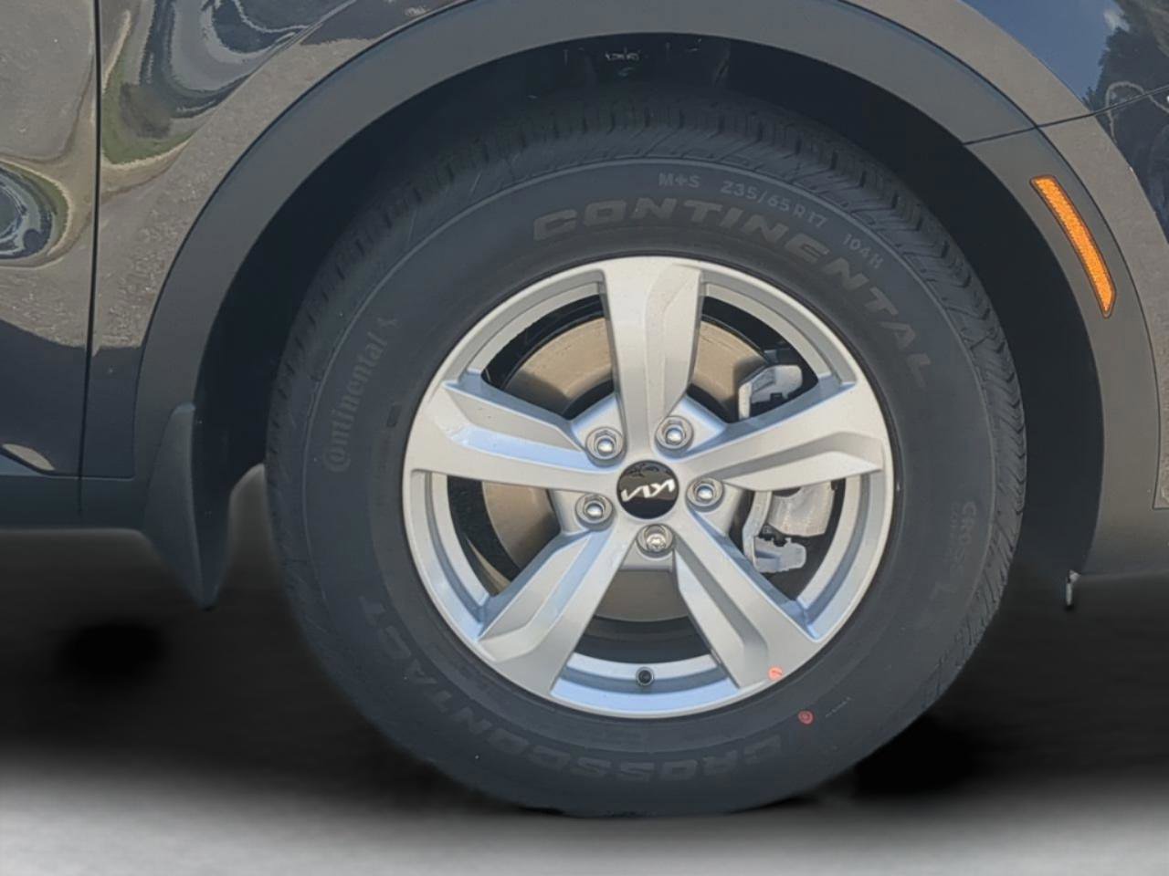 New 2026 Kia Sorento LX FWD image 23