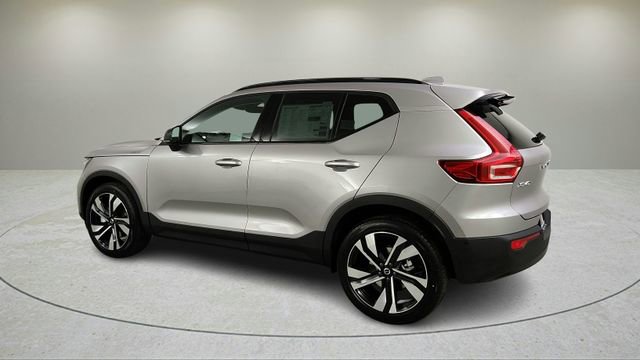 New 2026 Volvo XC40 B5 Ultra w/ Climate Package AWD/4WD image 6