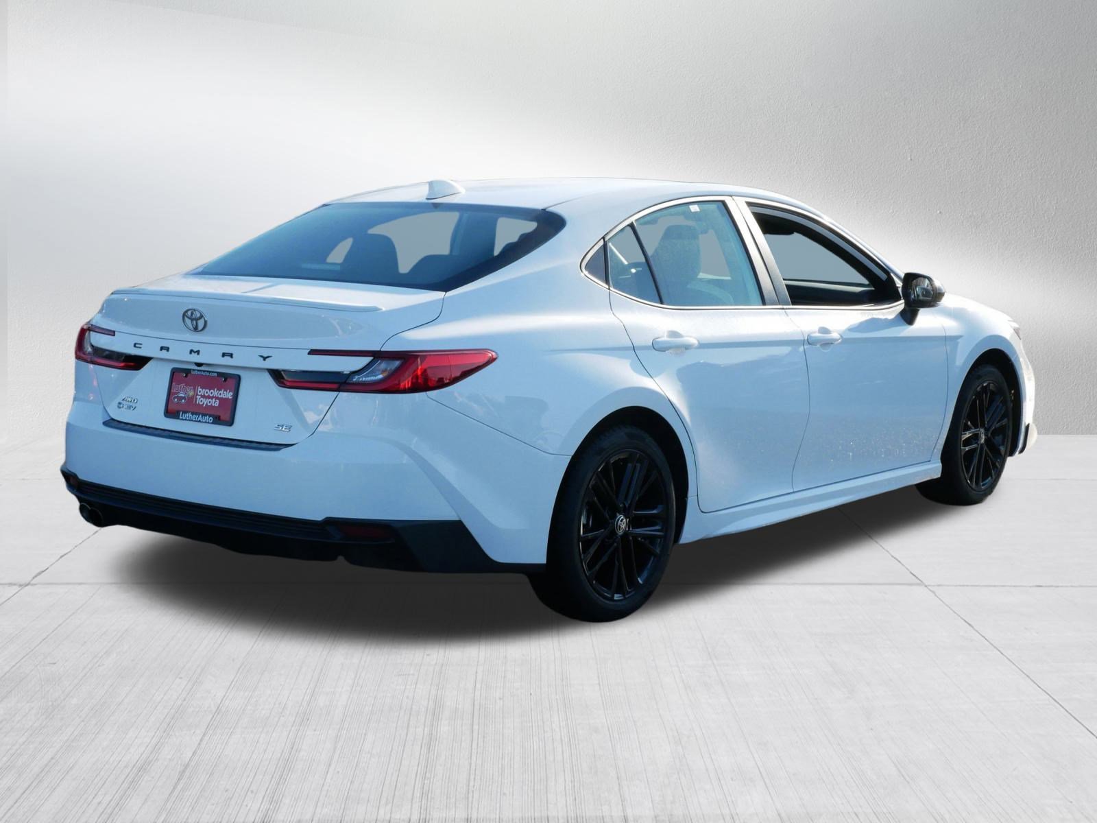 Certified 2025 Toyota Camry SE w/ Convenience Package image 7