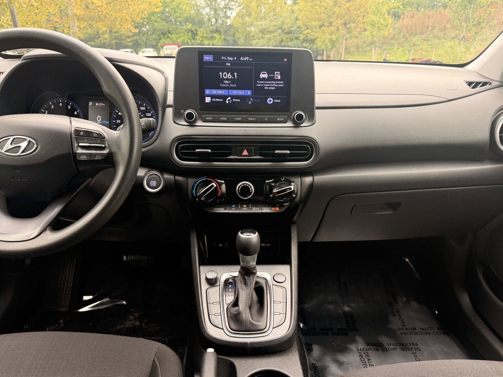 Used 2022 Hyundai Kona SEL AWD/4WD image 25