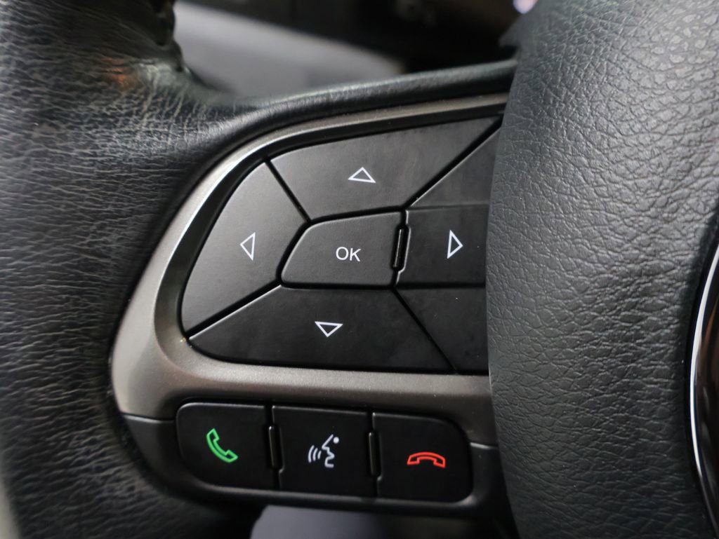 Used 2021 Jeep Renegade Limited w/ Sun & Sound Group image 32