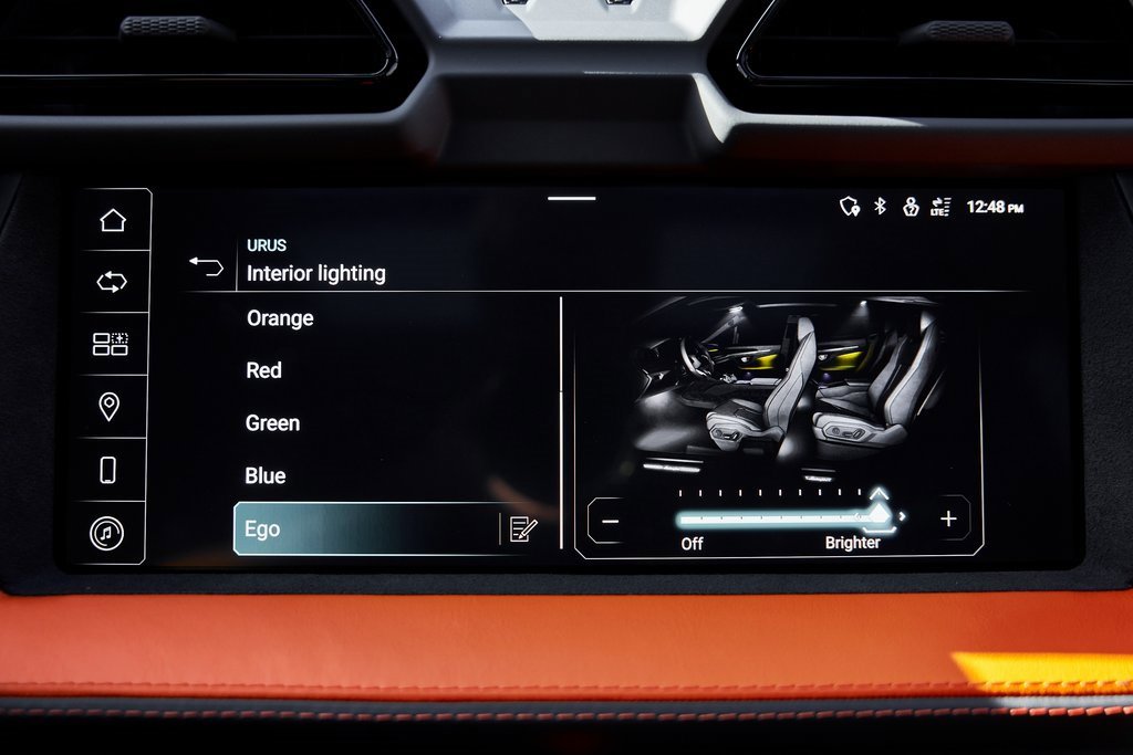 Used 2025 Lamborghini Urus SE image 84