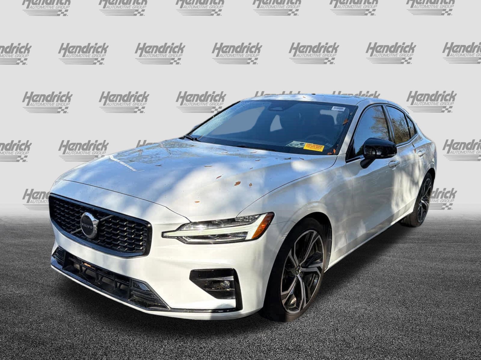 Certified 2024 Volvo S60 B5 Core image 9