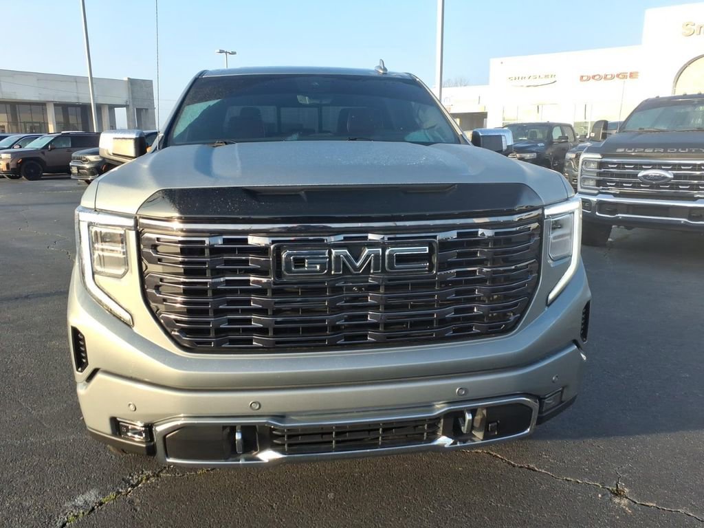 Used 2025 GMC Sierra 1500 Denali Ultimate AWD/4WD image 2