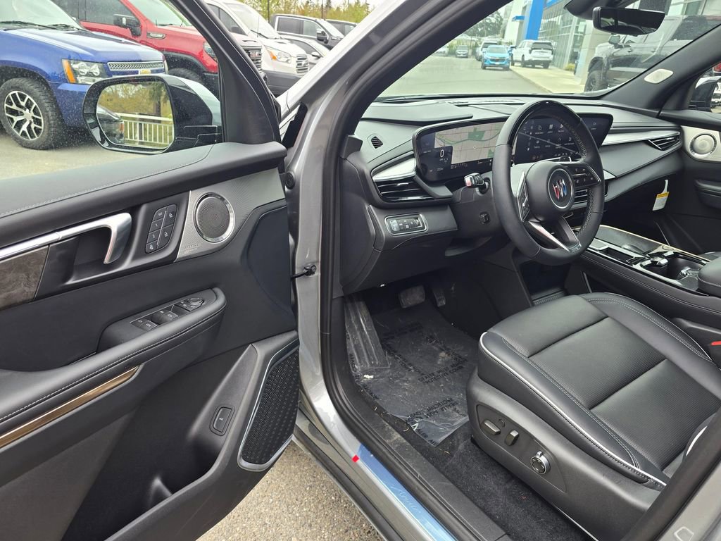 Used 2026 Buick Enclave Avenir w/ Super Cruise Package AWD/4WD image 21