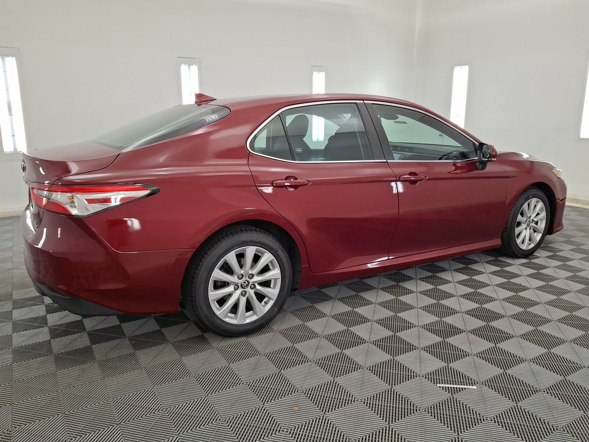 Used 2020 Toyota Camry LE w/ Cold Weather Package AWD/4WD image 26