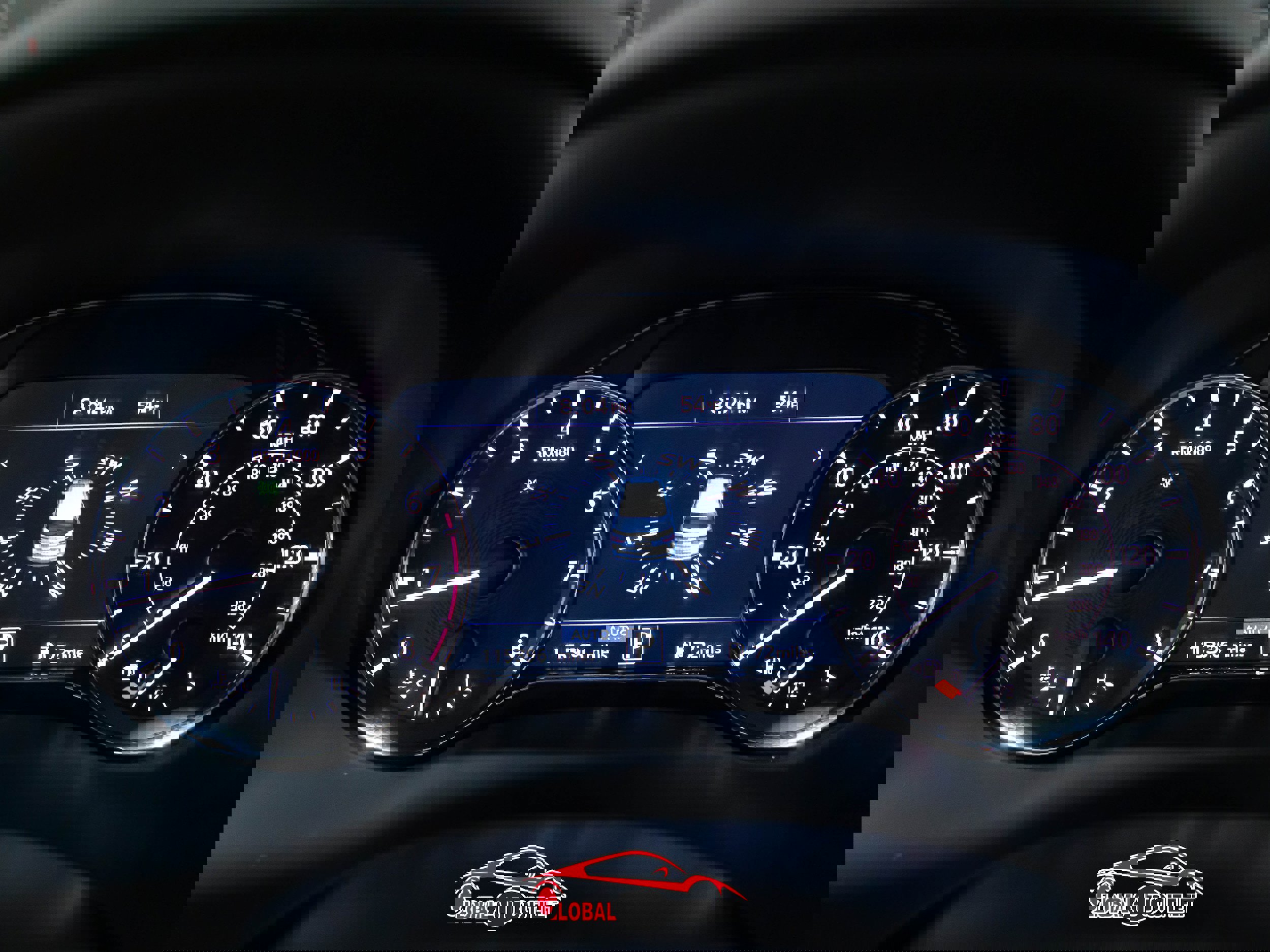 Used 2021 INFINITI QX80 Premium Select w/ All-Season Package image 30