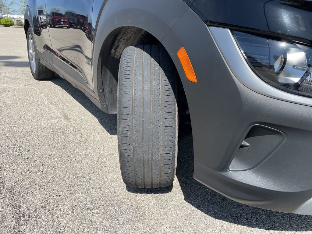 Used 2023 Hyundai Kona SEL w/ Convenience Package AWD/4WD image 17