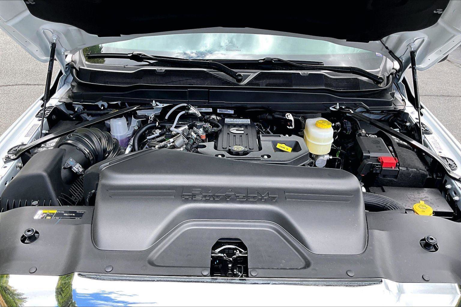New 2026 RAM 3500 Tradesman w/ Chrome Appearance Group A AWD/4WD image 11