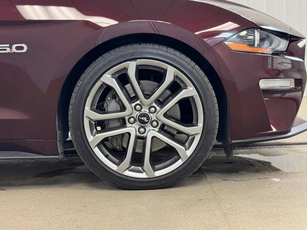 Used 2018 Ford Mustang GT Premium RWD image 4